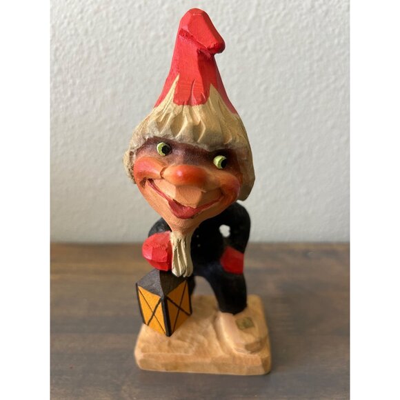 Vintage Henning Norway Wooden Carved Gnome Holding a Lantern 6.5" - Picture 1 of 6